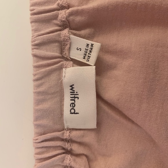 Woman’s Wilfred off the shoulder cropped shirt - Picture 4 of 4